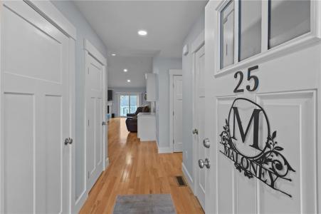 25 Deer Run Crossing 45, Warwick, Rhode Island 02818, USA