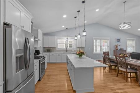 25 Deer Run Crossing 45, Warwick, Rhode Island 02818, USA