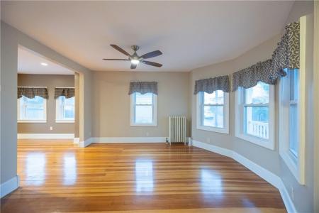 200 Woodward Avenue, East Providence, Rhode Island 02914, États-Unis