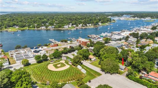 5 Saint Mary’s Way, Warren, Rhode Island 02885, Estados Unidos