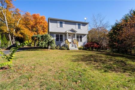 54 Lincoln Drive, Johnston, RI 02919, USA