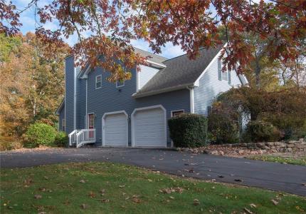 7 Caitlin Court, South Kingstown, Rhode Island 02881
