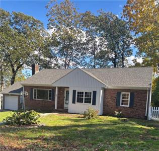 37 Deerfield Road, Cranston, RI 02920, USA