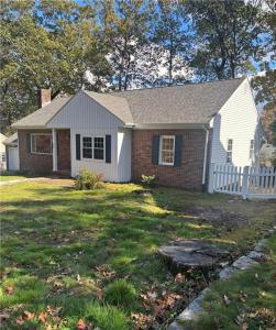 37 Deerfield Road, Cranston, Rhode Island 02920