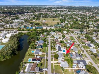 348 Lanier Drive, Palm Springs, Florida 33461, Estados Unidos