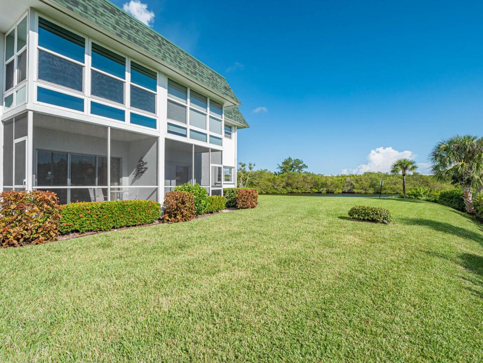 2800 Indian River Boulevard A4, Vero Beach, Florida 32960