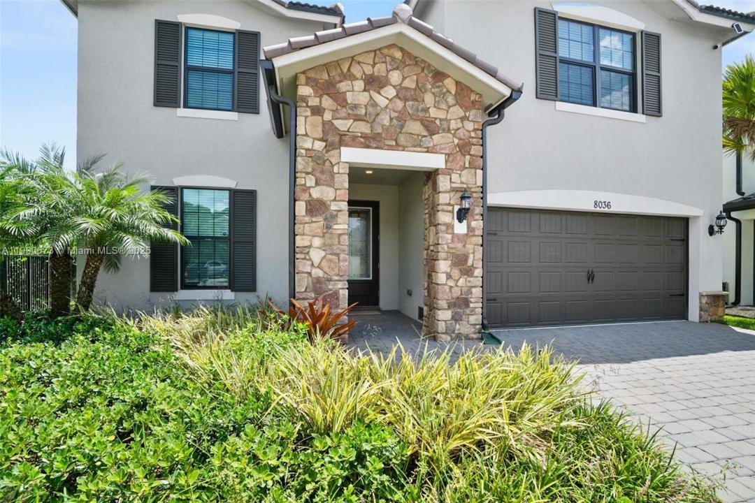 8036 NW 78th St, Tamarac, Florida 33321