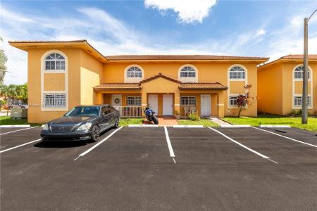 7666 W 34th Ln 7-202, Hialeah, Florida 33018, USA