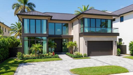 2511 NE 48th Ct, Lighthouse Point, Florida 33064, USA