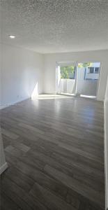 11110 SW 196th St 410, Cutler Bay, Florida 33157, USA