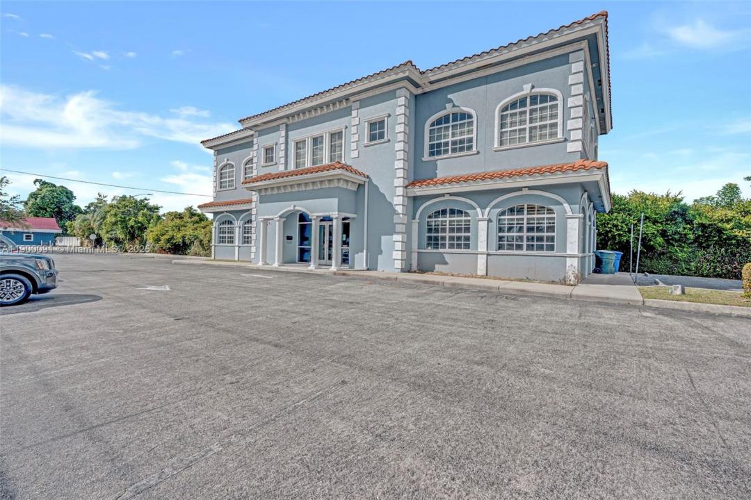 1825 COLONIAL BLVD, Fort Myers, Floride 33907, États-Unis