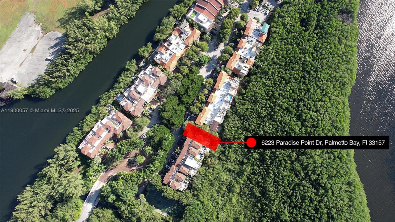 6223 Paradise Point Dr, Palmetto Bay, Florida 33157