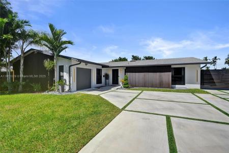 9371 SW 185th Ter, Cutler Bay, Florida 33157, USA