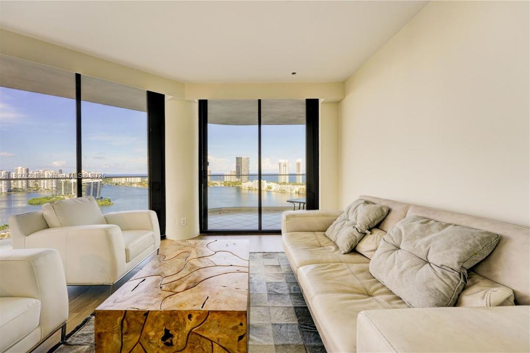 2800 ISLAND BL 2904, Aventura, フロリダ 33160, アメリカ合衆国