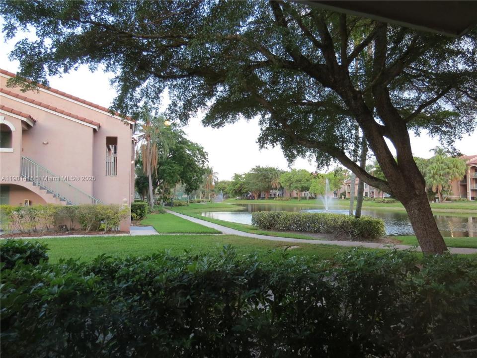 12160 Saint Andrews Pl 104, Miramar, Flórida 33025, Estados Unidos
