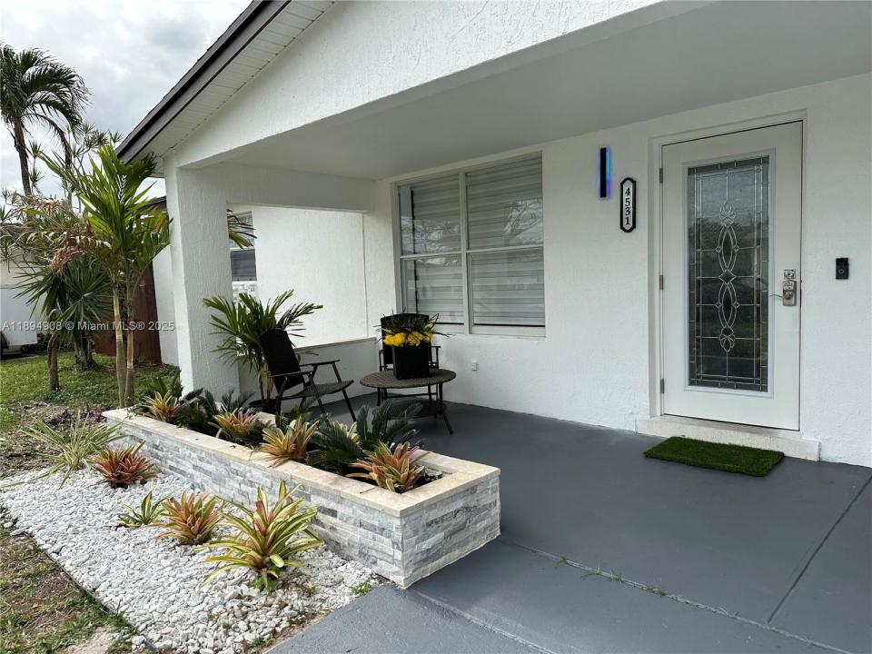 4531 SW 42nd  Terr,, Dania Beach, Florida 33314