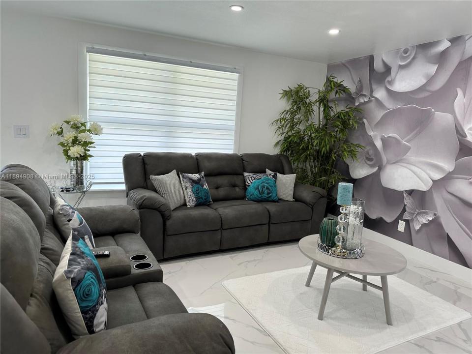 4531 SW 42nd  Terr,, Dania Beach, Florida 33314