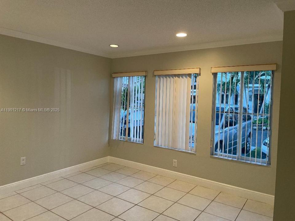 16530 SW 96th Ter, Miami, Флорида 33196, Соединенные Штаты