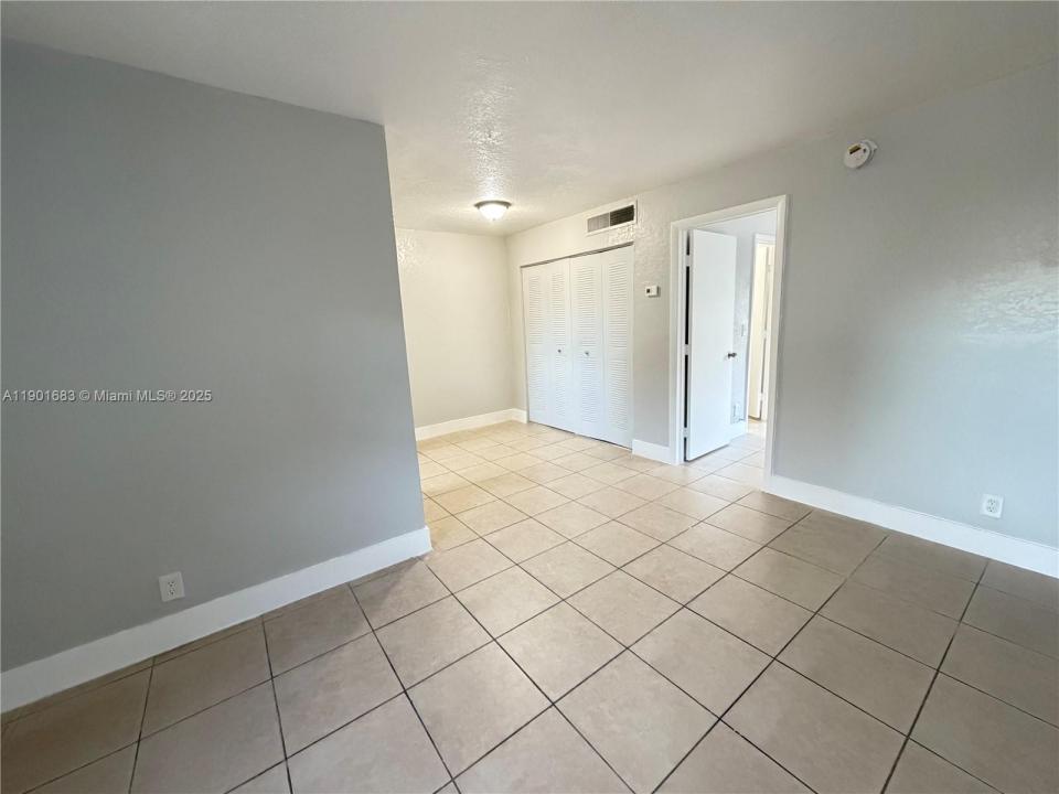 2129 Davie blvd 135, Fort Lauderdale, フロリダ 33311, アメリカ合衆国