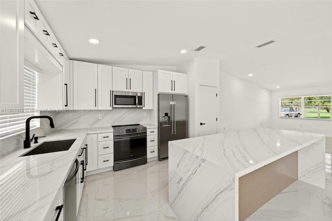 5913 SW 112th Ter, Cooper City, フロリダ 33330, アメリカ合衆国