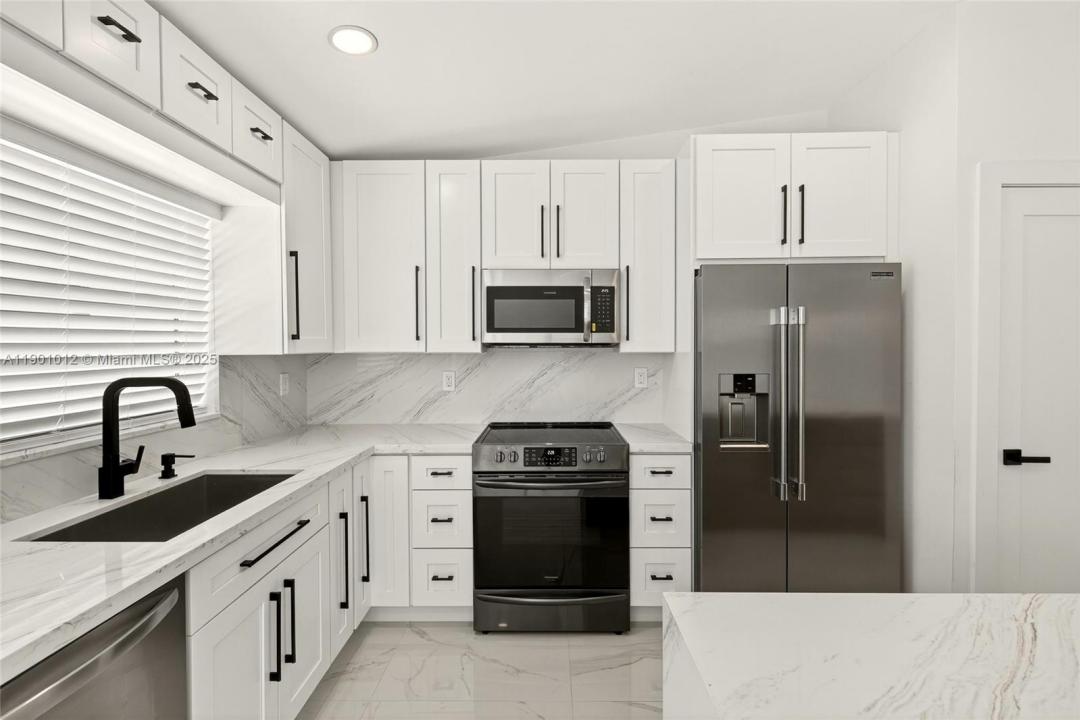 5913 SW 112th Ter, Cooper City, フロリダ 33330, アメリカ合衆国