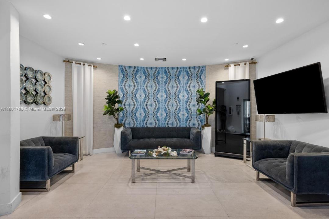 1024 Ocean Dr A301, Miami Beach, Florida 33139, Amerika Birleşik Devletleri