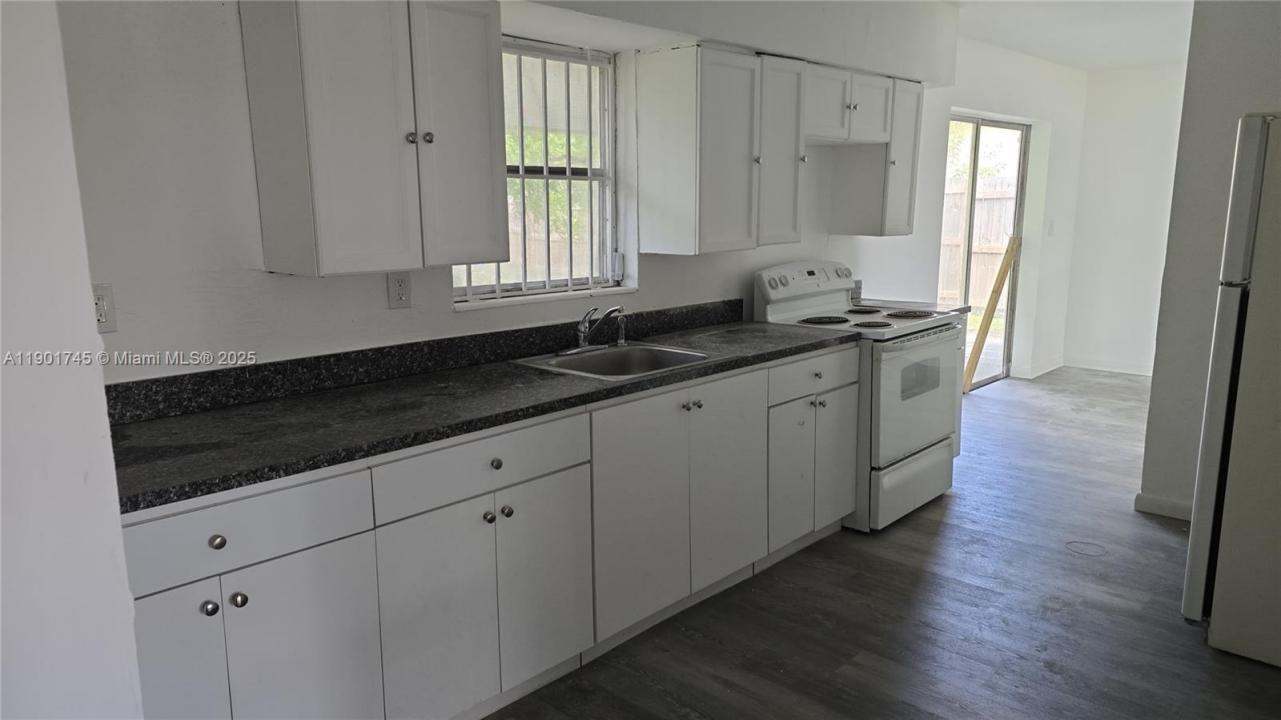5167 Pat Pl, West Palm Beach, Florida 33407