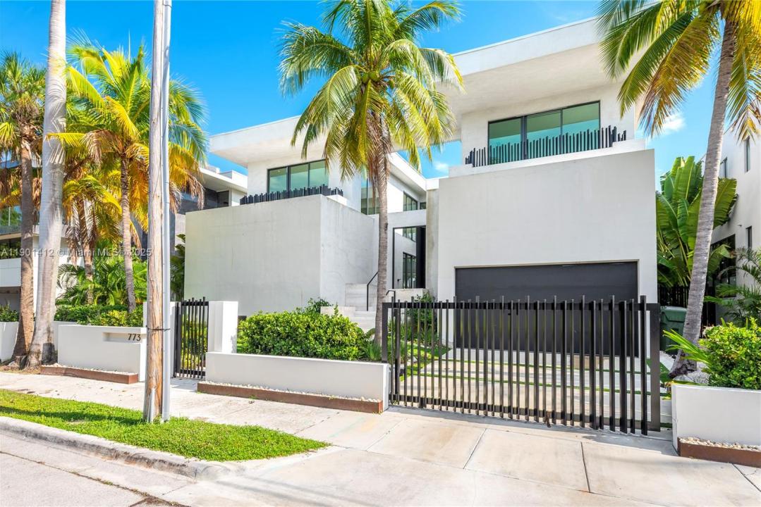 773 NE 77th Ter, Miami, Florida 33138, Stati Uniti