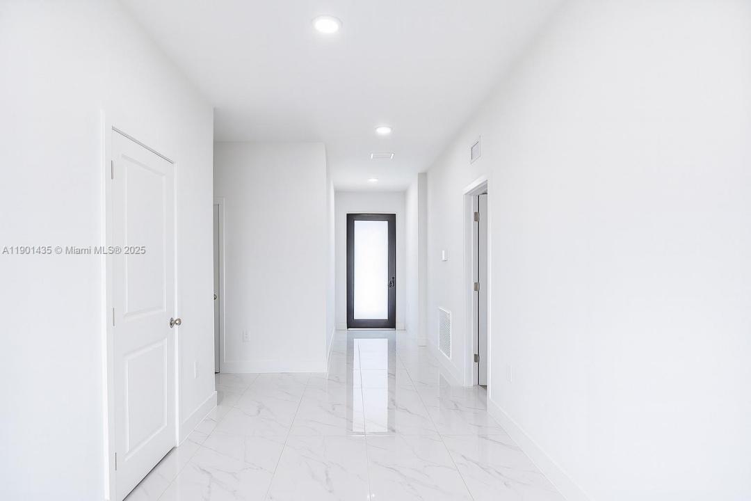 3813 SW 25TH ST, Lehigh Acres, Florida 33976, USA