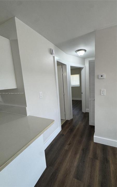 7501 NE 2nd Ct 7, Miami, Florida 33138, Stati Uniti