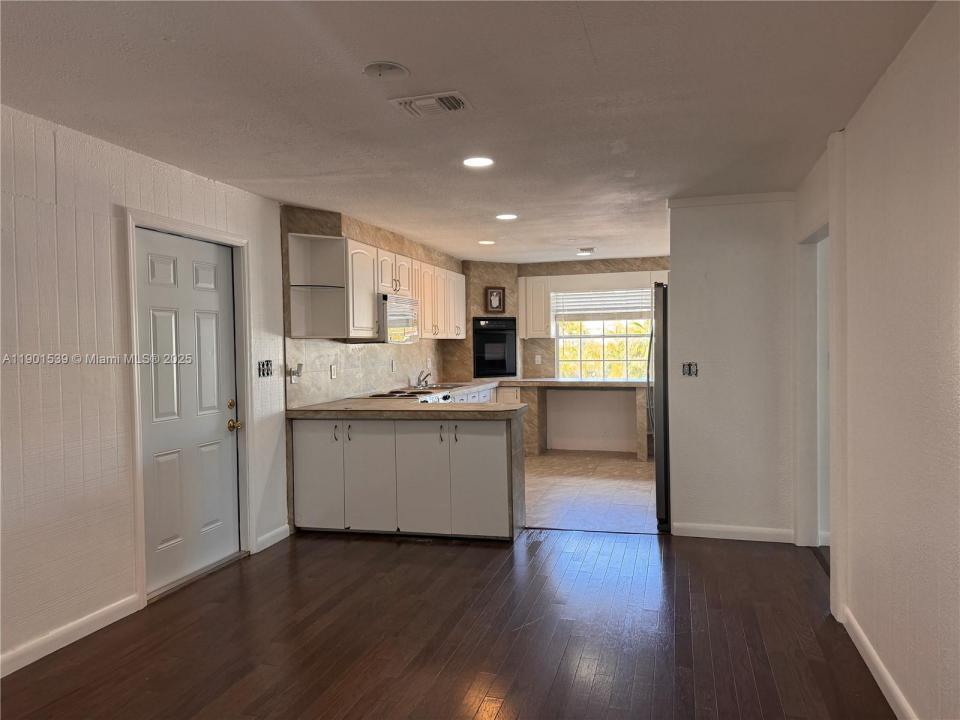 969 Plantation Rd, Key Largo, Florida 33037