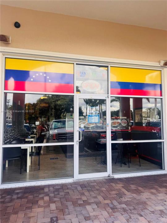 Latin Restaurant For Sale In West Kendall, Kendall, Florida 33196, USA