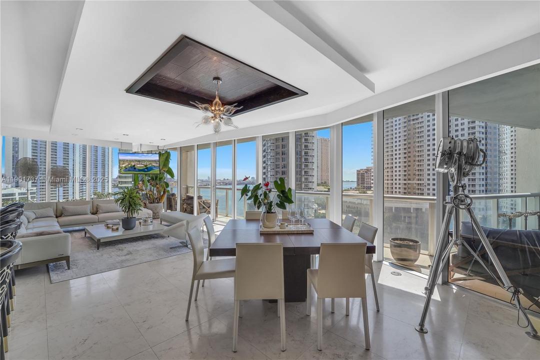 465 Brickell Ave 1001, Miami, Florida 33131