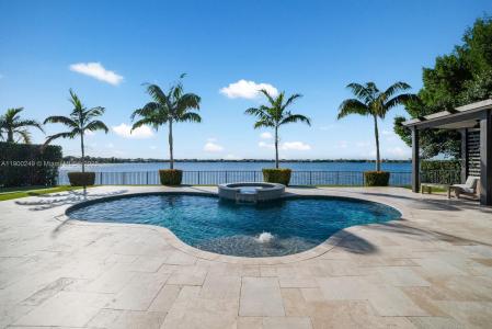 8445 E Watercrest Cir E, Parkland, Florida 33076, USA