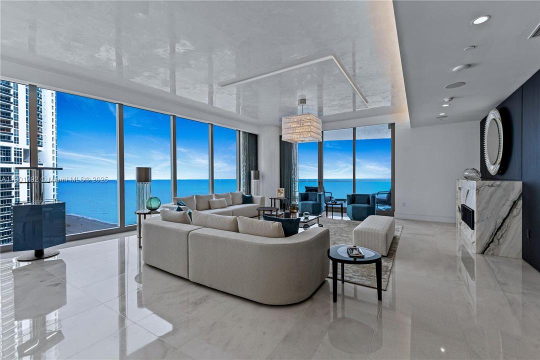 17975 Collins Ave N-1602, Sunny Isles Beach, Florida 33160, Stati Uniti