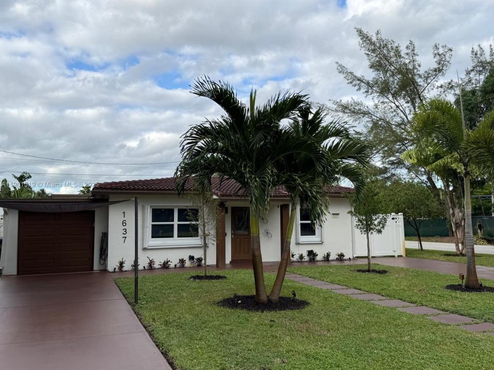 1637 SE 1st St 00, Pompano Beach, Florida 33060, Estados Unidos
