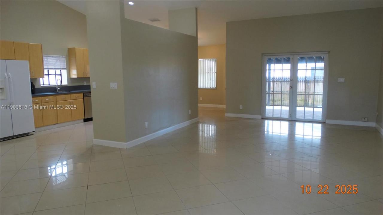 219 SE 8th St 0, Dania Beach, Florida 33004