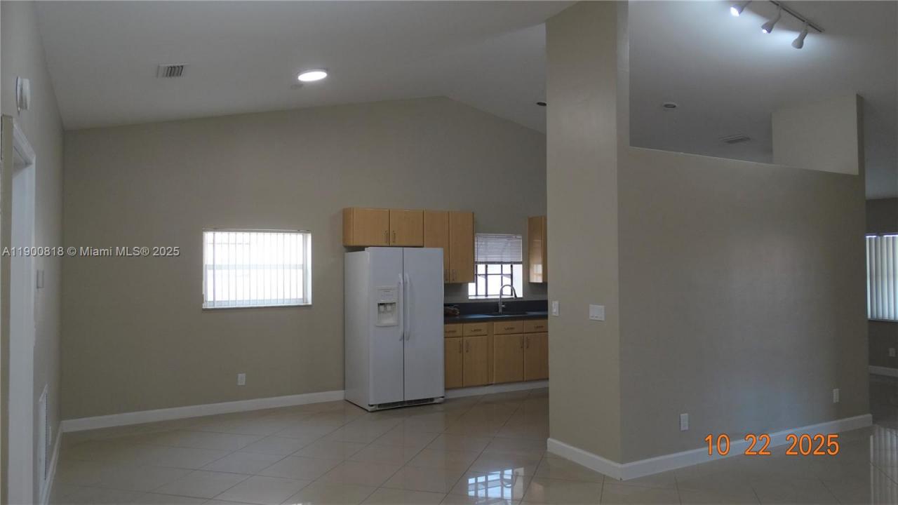 219 SE 8th St 0, Dania Beach, Florida 33004