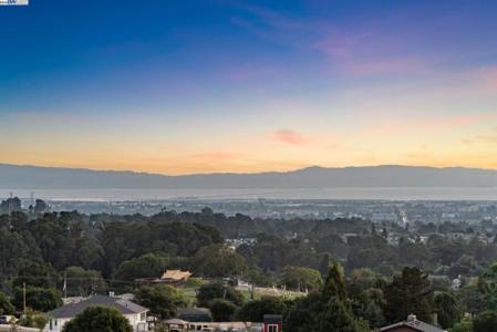 Sarita St, Hayward, Califórnia 94542, Estados Unidos