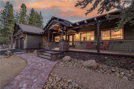 Shenandoah Way, Big Bear City, カリフォルニア 92314, アメリカ合衆国