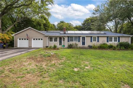 38 Greenwood Road, North Kingstown, RI 02852, USA