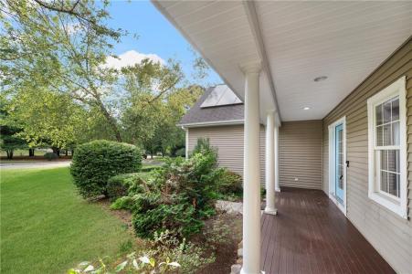 130 Moraine Court, South Kingstown, Rhode Island 02879
