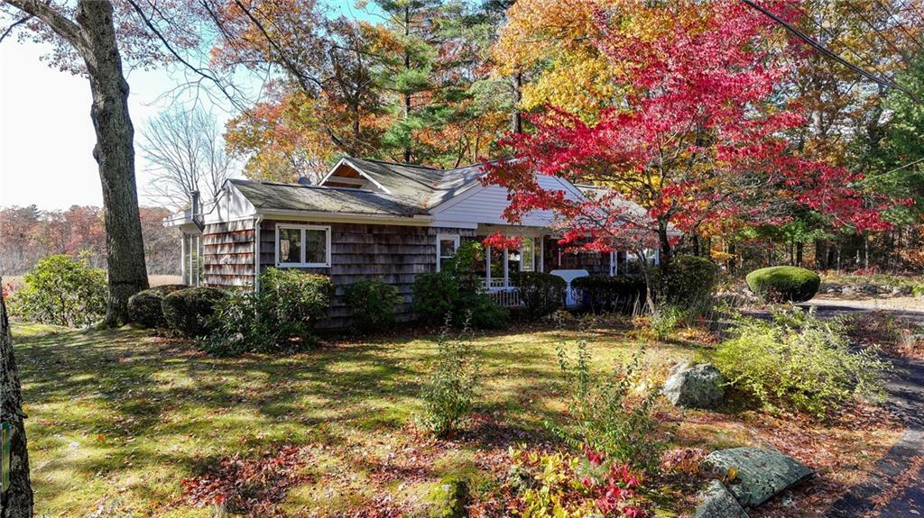 711 Black Plain Road, North Smithfield, Rhode Island 02896, Estados Unidos