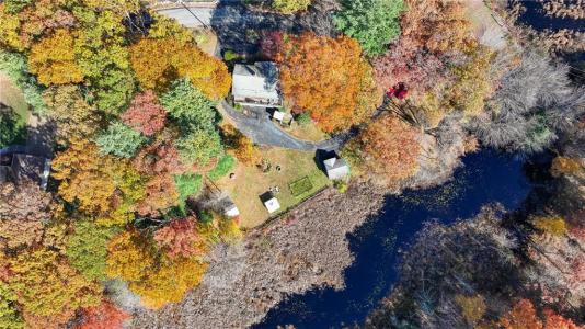 711 Black Plain Road, North Smithfield, Rhode Island 02896, Estados Unidos