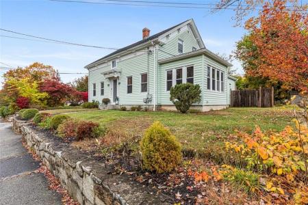 27 Dean Avenue, Johnston, Rhode Island 02919