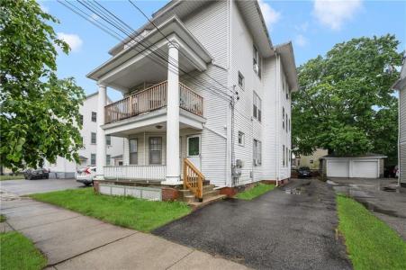 16 Radcliffe Avenue 3, Providence, RI 02908, USA
