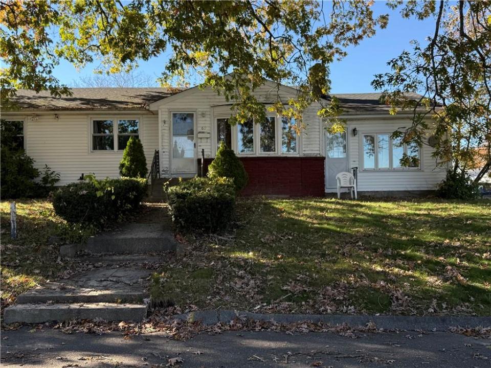 69 West View Avenue, Cranston, Род Айленд 02920, Соединенные Штаты