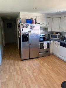 69 West View Avenue, Cranston, Род Айленд 02920, Соединенные Штаты