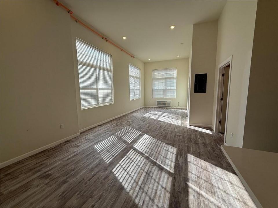 327 Pine Street 1034, Pawtucket, Rhode Island 02860, États-Unis