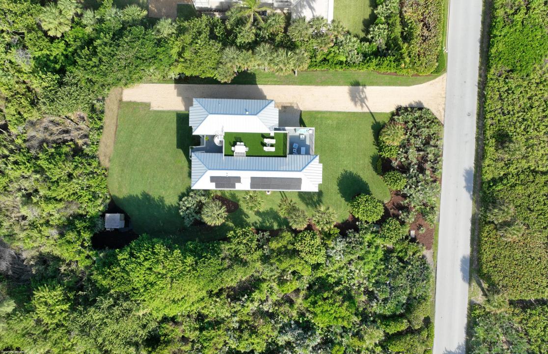 116 N Beach Road, Jupiter Island, Florida 33455